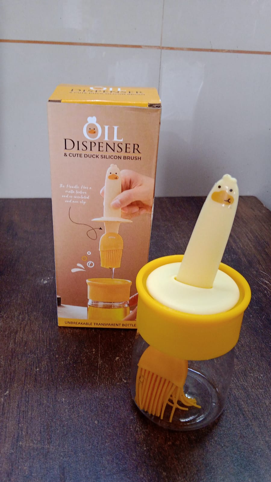 2 In 1 Oil Dispenser Bottle With Silicone Basting Brush (1 Set) 2 In 1 Oil Dispenser Bottle With Silicone Basting Brush (1 Set)